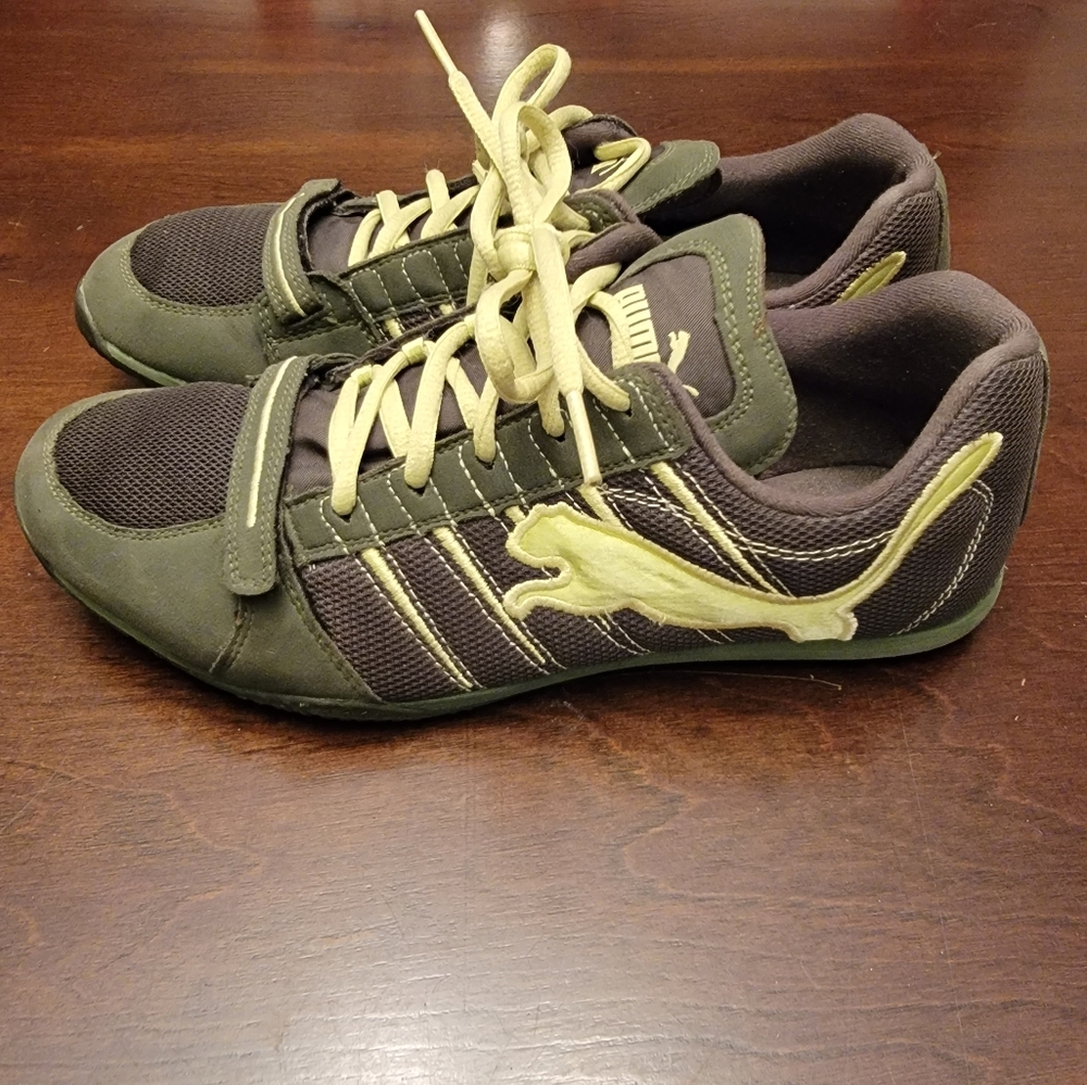 Rare Unique Puma Sneakers, Great Condition, Green (Olive and Lime), Size…